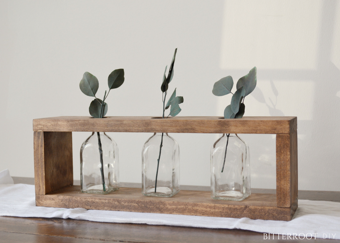 Simple Modern Farmhouse Centerpiece