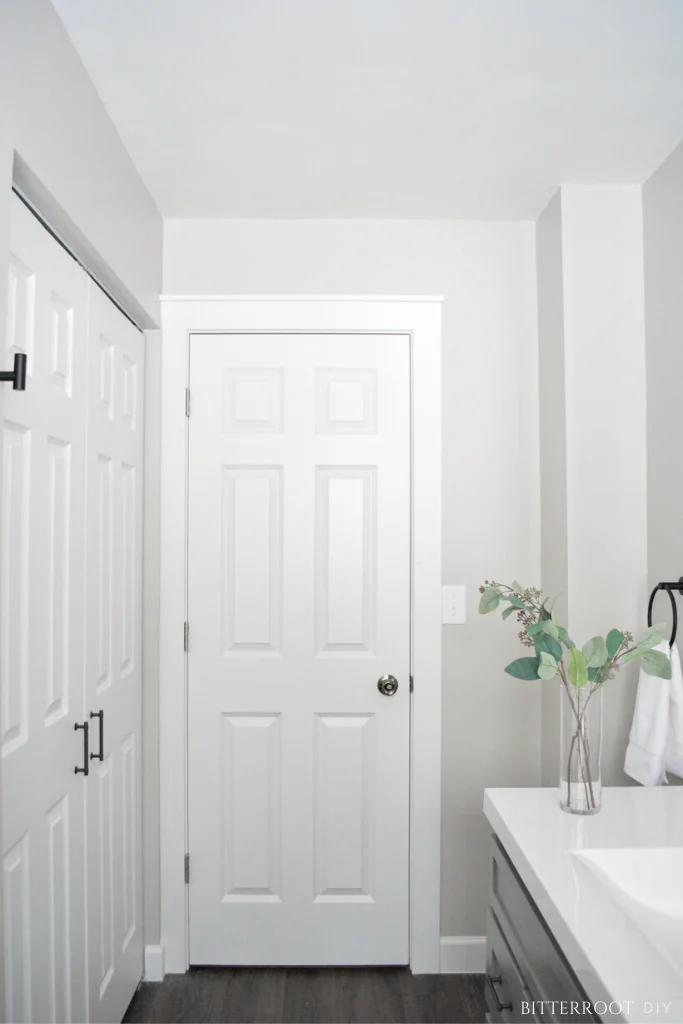 Modern Farmhouse Bathroom Reno