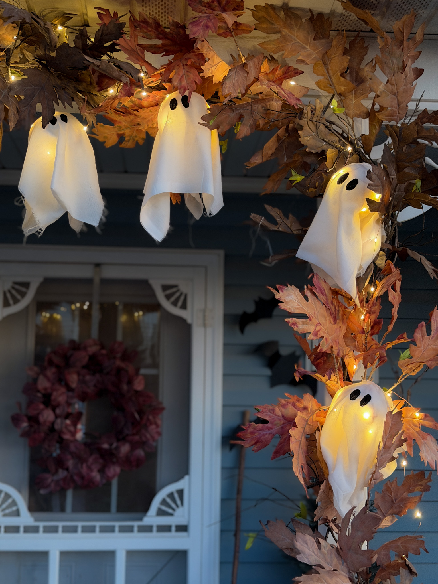DIY Glowing Ghost Garland