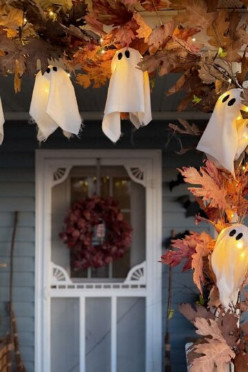 DIY Glowing Ghost Garland